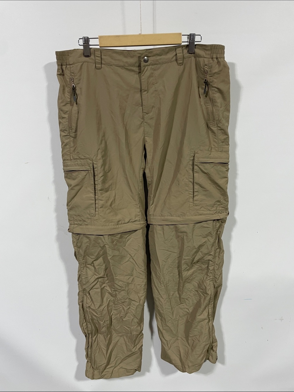 REI Women's Convertible Cargo Pants in Olive Green